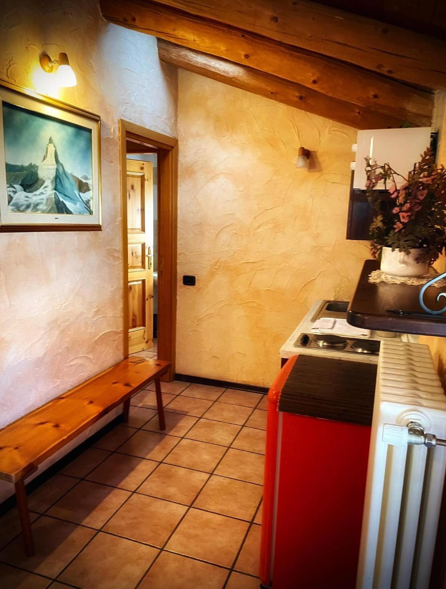 Residence Trompe-L'Oeil Champoluc Kültér fotó